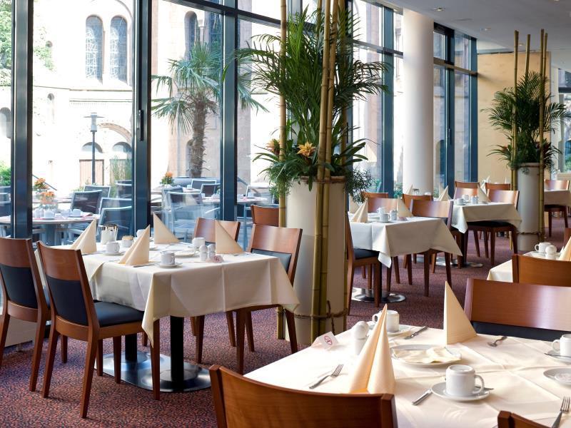 Mercure Hotel Plaza Essen Restaurant photo