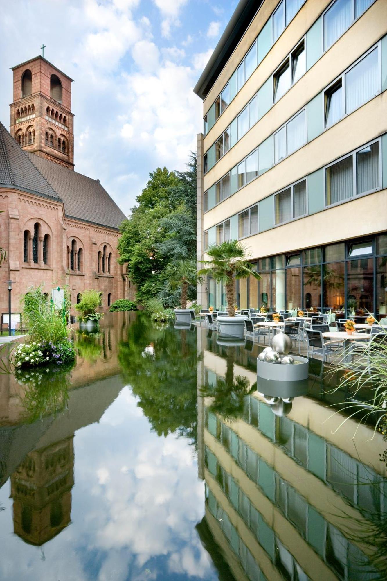 Mercure Hotel Plaza Essen Exterior photo